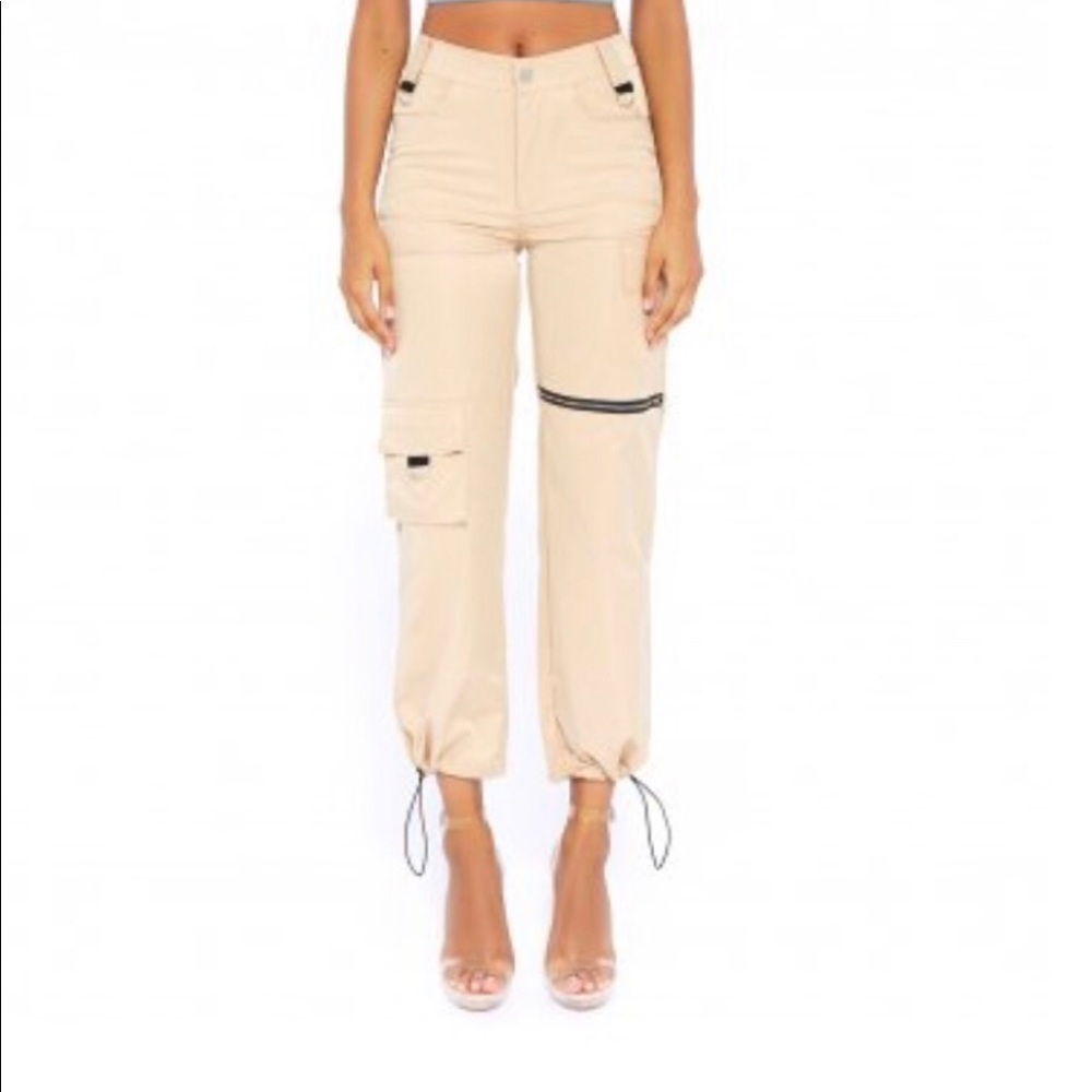 SAND POCKET DETAIL CARGO TROUSERS
